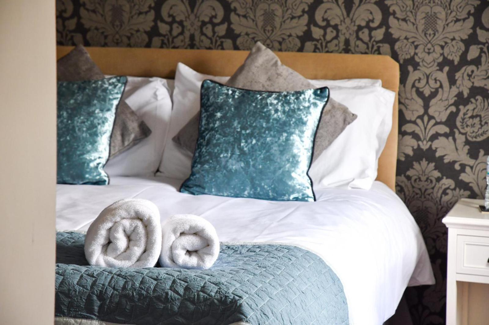 Whiston Hall Zimmer foto