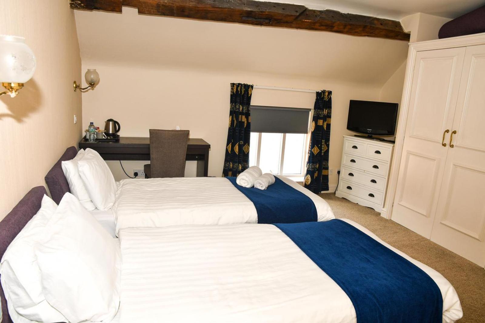 Whiston Hall Zimmer foto