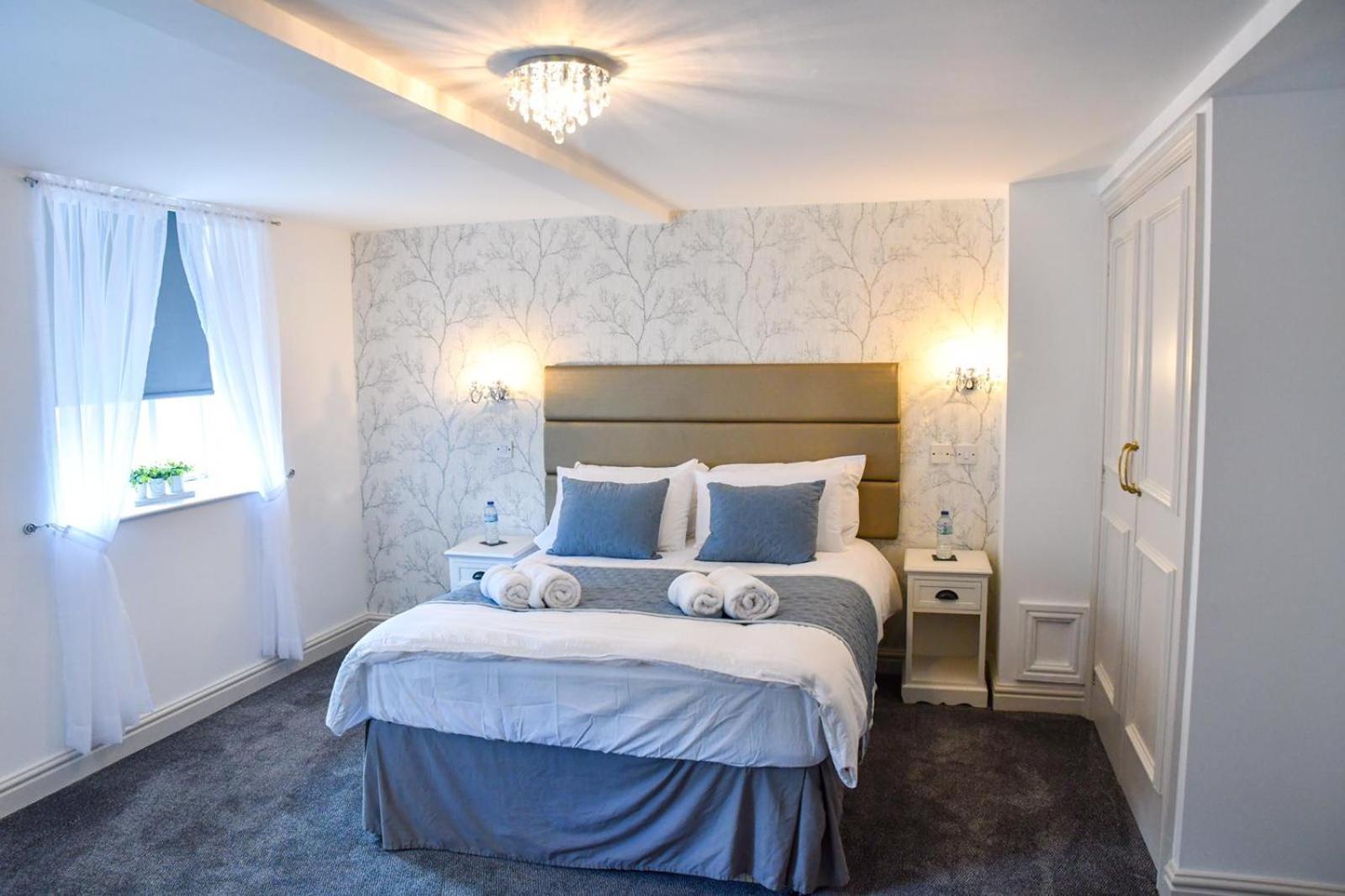 Whiston Hall Zimmer foto