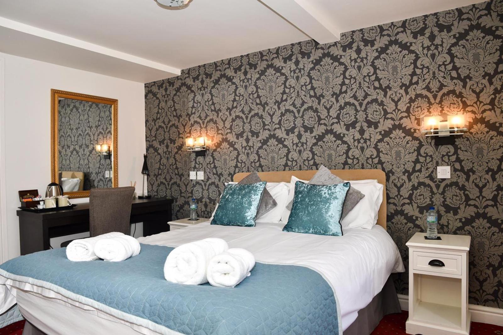 Whiston Hall Zimmer foto
